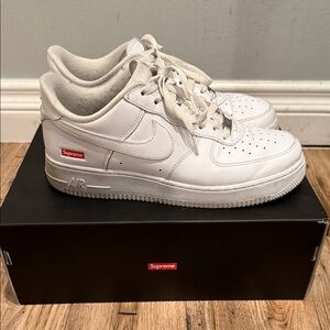 Nike Supreme White Leather Sneakers
